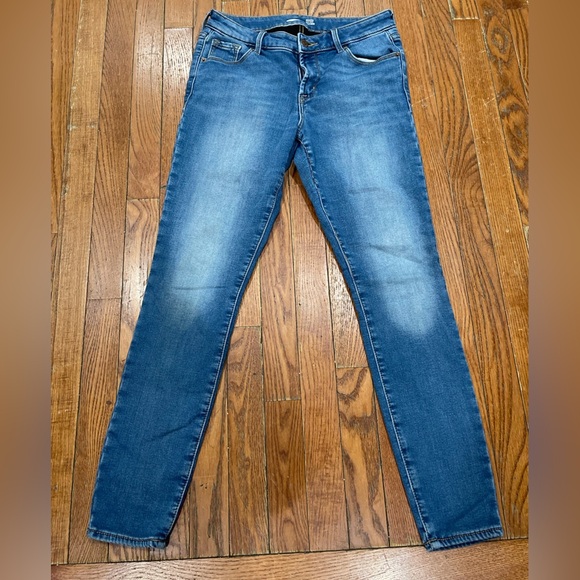 Old Navy Indigo Skinny Jeans - Picture 6 of 9